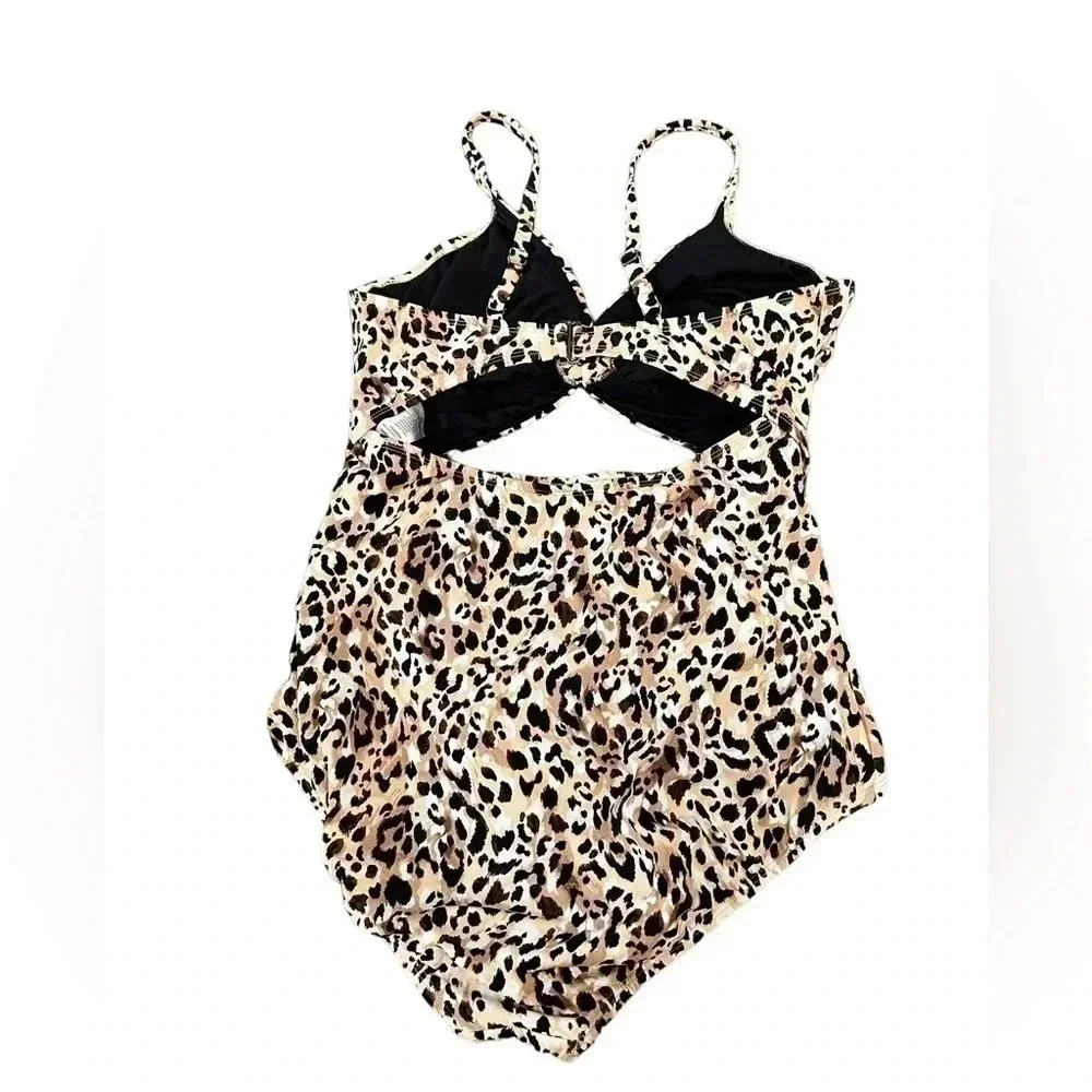 Time and Tru Animal Print One Piece Cut Out Swimsuit Womens size 1X(16W-18W)